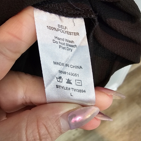 Windsor Black Long Sleeve Wrap Blouse - Picture 4 of 6